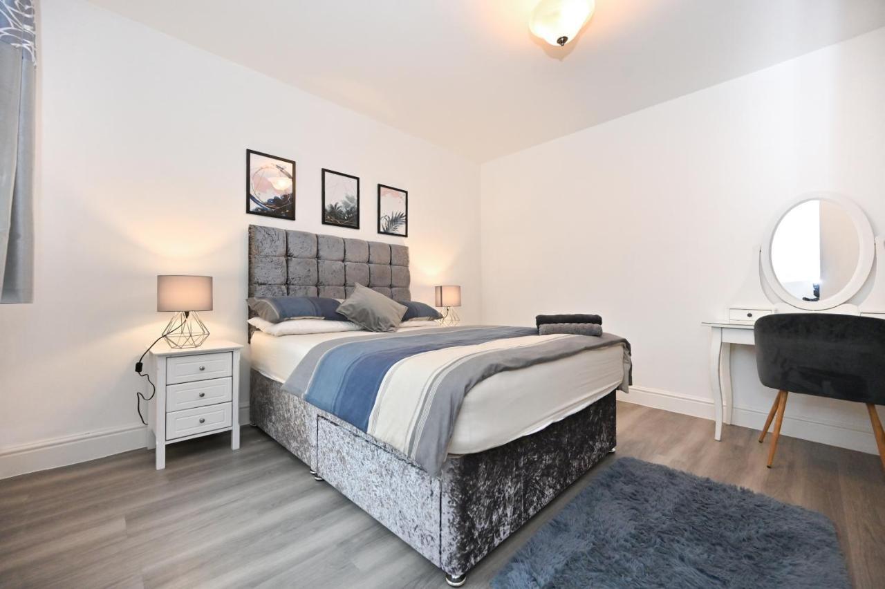 Luxury 2Bedroom - 2Bath - Prime Location - Patio Harrow on the Hill Buitenkant foto