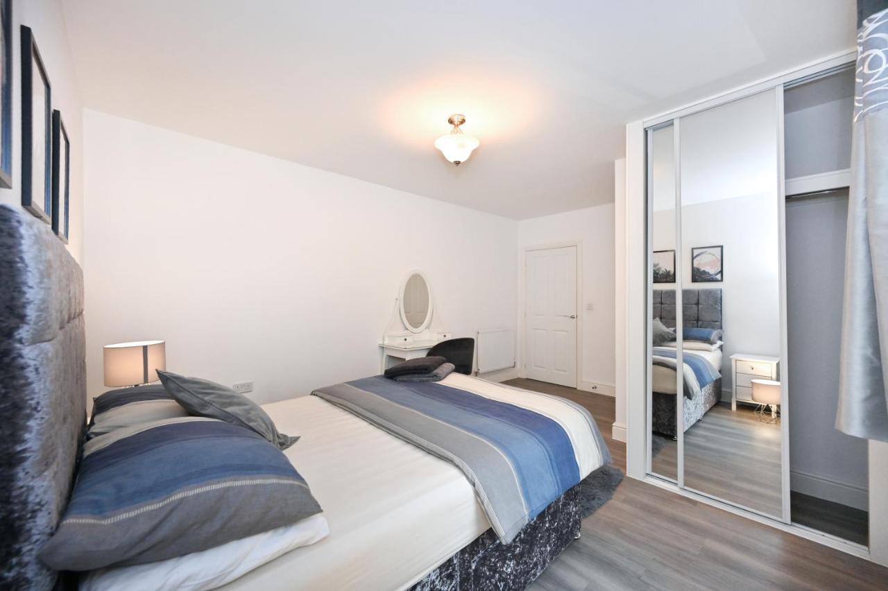 Luxury 2Bedroom - 2Bath - Prime Location - Patio Harrow on the Hill Buitenkant foto